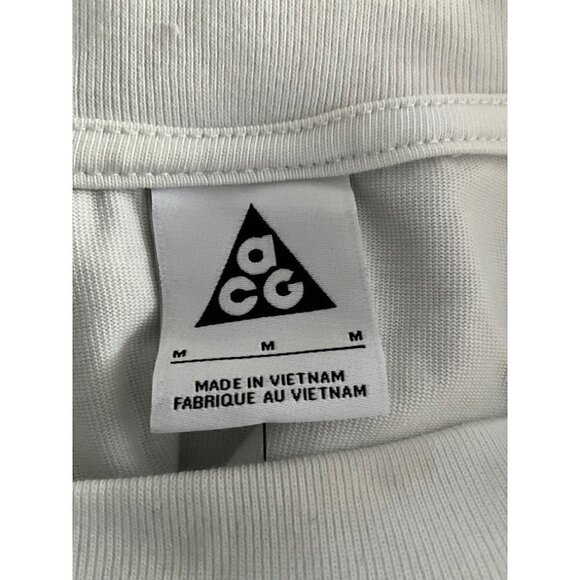 NIKE Men’s‎ ACG White T-shirt DQ1815-121 - Picture 6 of 7